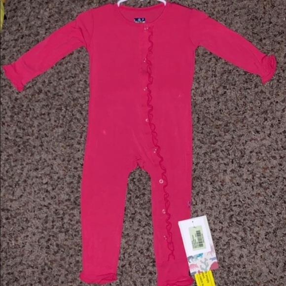 Kickee Pants Other - Kickee pants prickly pear NWT coverall 18/24